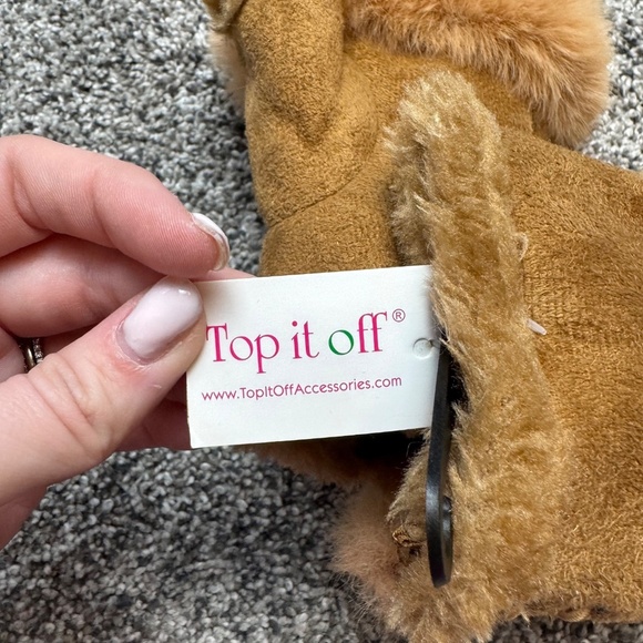 NWT Hand Warmers / Gloves - Picture 9 of 10